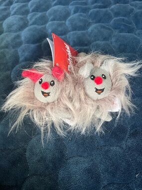 Big comfy couch fuzzy & wuzzy keychain